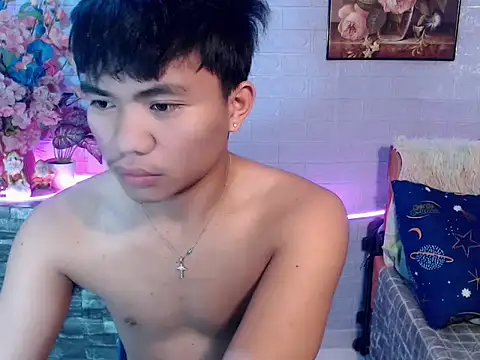 mostwantedtwink online show from 06/17/26, 12:29