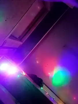 Snapshot of Hamzadz123 chatting on 01/17/26, 12:04 Hamzadz123 online show from 01/17/26, 12:04