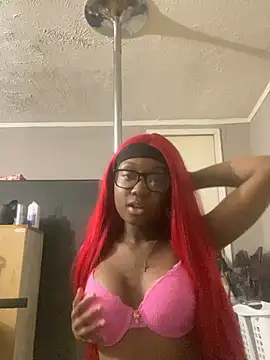 Snapshot of HennessyBaby21 chatting on 02/22/26, 06:13 HennessyBaby21 online show from 02/22/26, 06:13