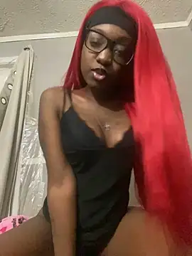 Snapshot of HennessyBaby21 chatting on 02/23/26, 02:31 HennessyBaby21 online show from 02/23/26, 02:31