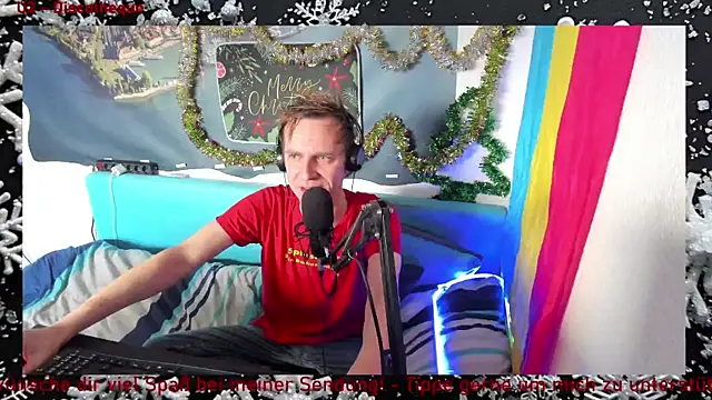 Snapshot of DaveLindau chatting on 12/23/25, 11:08 DaveLindau online show from 12/23/25, 11:08