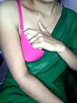 Snapshot of Nidhi_lovely chatting on 11/28/25, 02:14 Nidhi lovely online show from 11/28/25, 02:14