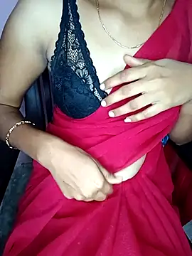 Snapshot of Nidhi_lovely chatting on 02/24/26, 01:47 Nidhi lovely online show from 02/24/26, 01:47