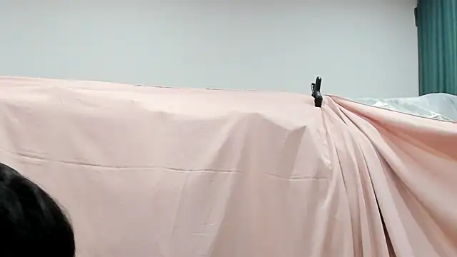 Snapshot of miaping chatting on 11/19/25, 08:42 miaping online show from 11/19/25, 08:42