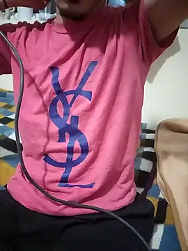 Snapshot of HitShelf chatting on 12/19/25, 06:37 HitShelf online show from 12/19/25, 06:37