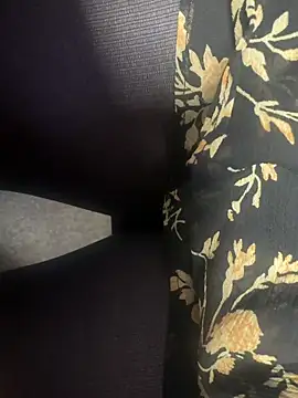 HiddenHoneyLDN online show from 11/03/25, 11:00