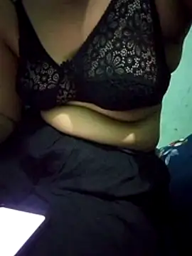 Snapshot of Maria_Mahi chatting on 01/12/26, 03:23 Maria Mahi online show from 01/12/26, 03:23