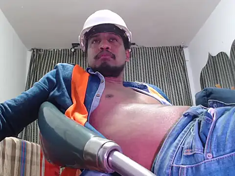 Snapshot of ElCaballeroNegro24 chatting on 09/28/25, 05:46 ElCaballeroNegro24 online show from 09/28/25, 05:46