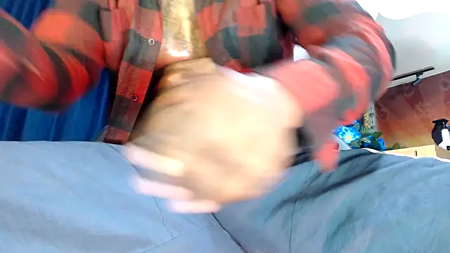 Snapshot of ElCaballeroNegro24 chatting on 12/20/25, 02:51 ElCaballeroNegro24 online show from 12/20/25, 02:51