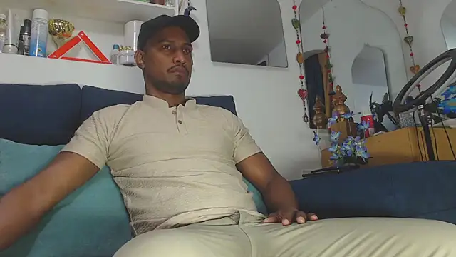 Snapshot of ElCaballeroNegro24 chatting on 03/05/26, 04:58 ElCaballeroNegro24 online show from 03/05/26, 04:58