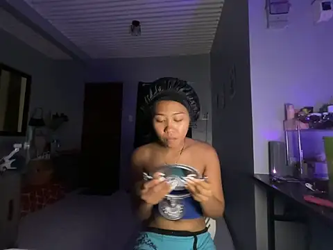 PinayLina18 online show from 05/28/26, 05:38
