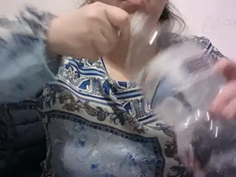 Snapshot of MISTRESSSONIA chatting on 12/23/24, 04:39 MISTRESSSONIA online show from 12/23/24, 04:39