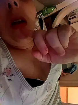 Snapshot of MISTRESSSONIA chatting on 09/18/25, 07:49 MISTRESSSONIA online show from 09/18/25, 07:49