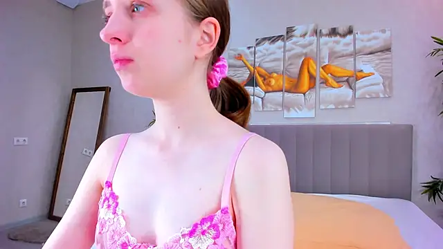 Camilla Kelly online show from 05/15/26, 11:01