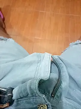 Snapshot of MasterVrgaagrande chatting on 02/27/26, 02:44 MasterVrgaagrande online show from 02/27/26, 02:44