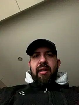 Snapshot of andrey1887 chatting on 11/09/25, 12:03 andrey1887 online show from 11/09/25, 12:03