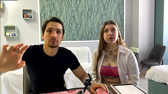 Snapshot of VelvetMiley chatting on 03/12/26, 10:54 VelvetMiley online show from 03/12/26, 10:54