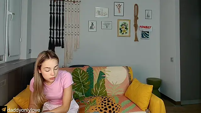 daddyonlyloveme online show from 09/18/25, 08:11