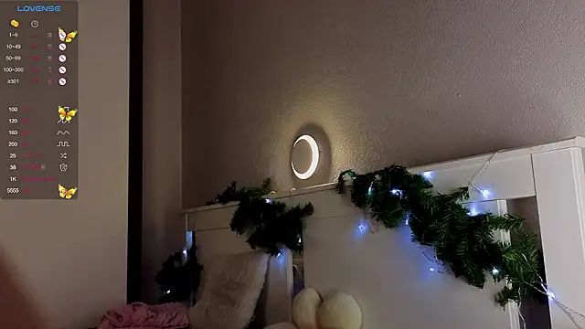 Snapshot of BlushinBloom chatting on 02/13/26, 06:31 BlushinBloom online show from 02/13/26, 06:31