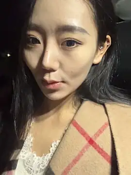 jiajia L online show from 11/24/25, 03:56