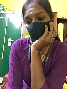 Honey rosetamil online show from 11/10/25, 07:40