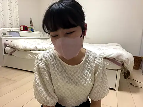 sora 033 online show from 11/24/25, 03:23