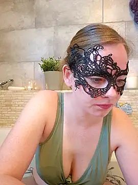 Squirtingcouple9094 online show from 11/07/25, 08:14