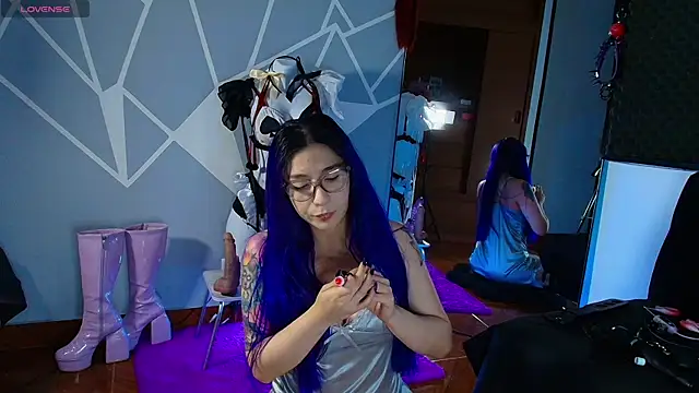 karlamoon23 online show from 06/26/26, 11:36