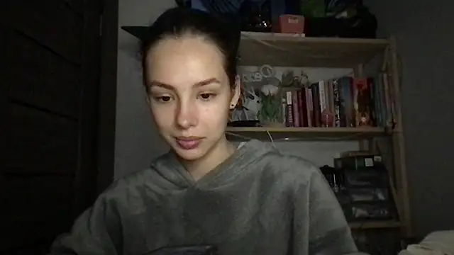 Yuna5343 online show from 09/25/25, 10:13