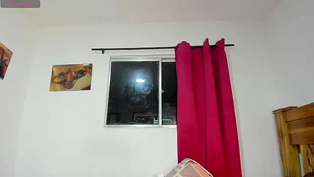 Snapshot of mishell- chatting on 05/12/26, 01:47 mishell- online show from 05/12/26, 01:47