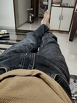 Snapshot of Ritesh08679 chatting on 12/04/25, 07:00 Ritesh08679 online show from 12/04/25, 07:00