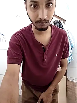 Snapshot of Ritesh08679 chatting on 02/15/26, 04:42 Ritesh08679 online show from 02/15/26, 04:42