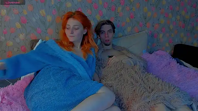 Snapshot of Squirrel_Bunny chatting on 10/12/25, 04:39 Squirrel Bunny online show from 10/12/25, 04:39