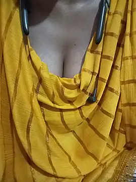 kaviyaponnu0987 online show from 06/09/26, 12:06