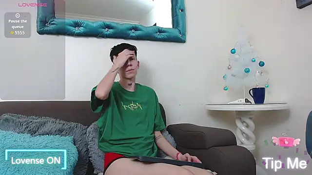 LiamBrown09 online show from 11/11/25, 09:59