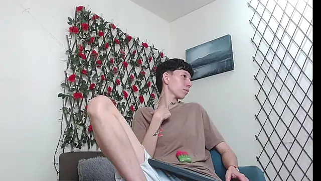 LiamBrown09 online show from 05/04/26, 07:21