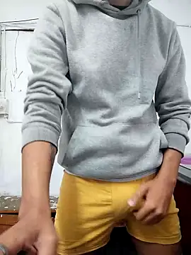 Snapshot of ColouredPapi chatting on 09/10/25, 10:48 ColouredPapi online show from 09/10/25, 10:48