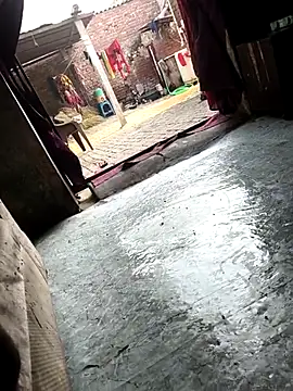 Snapshot of heena3355 chatting on 09/27/25, 02:49 heena3355 online show from 09/27/25, 02:49