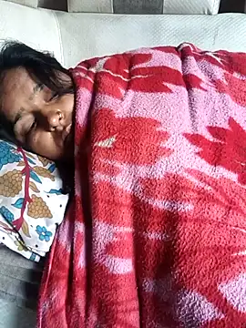 Snapshot of heena3355 chatting on 11/30/25, 03:10 heena3355 online show from 11/30/25, 03:10