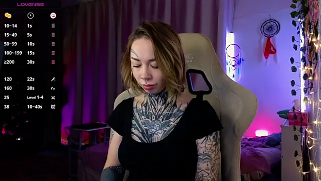 Snapshot of bunnykellyyy chatting on 01/09/26, 07:04 bunnykellyyy online show from 01/09/26, 07:04