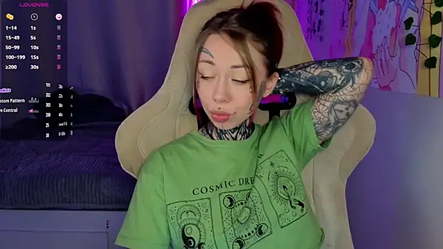 Snapshot of bunnykellyyy chatting on 04/30/26, 06:09 bunnykellyyy online show from 04/30/26, 06:09