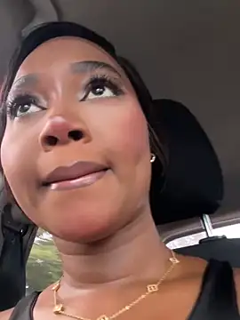 alisonn moon online show from 10/21/25, 09:48