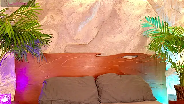 alisonn moon online show from 06/18/26, 10:25