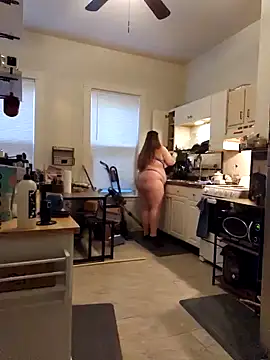 Love86Emily online show from 12/08/24, 04:50