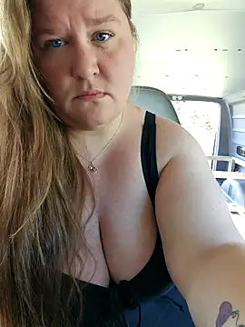 Love86Emily online show from 09/21/25, 06:42