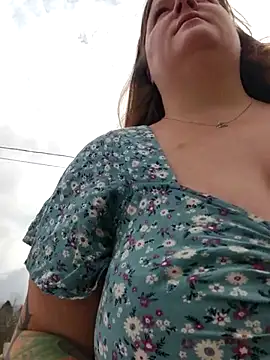 Love86Emily online show from 10/27/25, 02:54