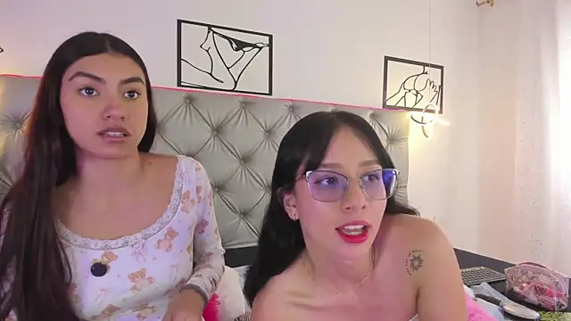 Naughty Couple83 online show from 11/25/25, 03:34