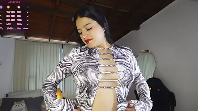 Snapshot of Miin_yuna chatting on 01/13/26, 02:22 Miin yuna online show from 01/13/26, 02:22