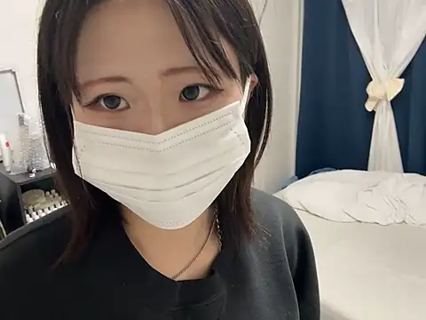 Snapshot of kabikabi_makaron chatting on 03/25/26, 03:51 kabikabi makaron online show from 03/25/26, 03:51