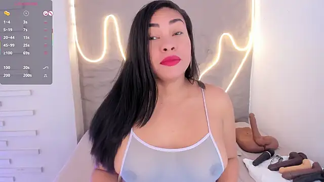 Monika-Ruiz online show from 12/14/25, 01:49